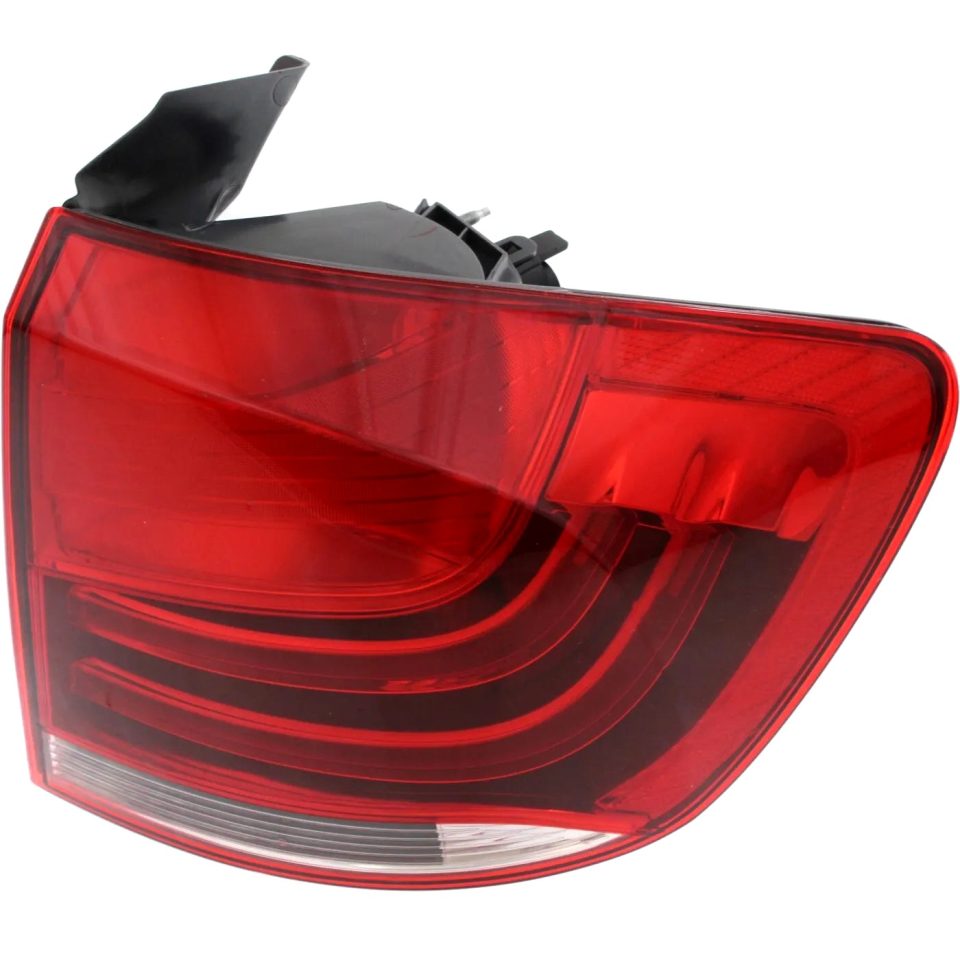 Cast Iron Top-Rated Halogen Tail Light Assembly For 2012-2015 BMW X1 Passenger Side Outer